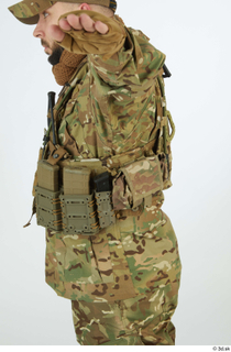 Luis Donovan Soldier Pose A rifle cartridge upper body 0002.jpg